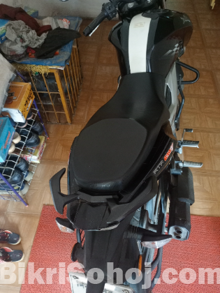 Tvs Apache 4v SD